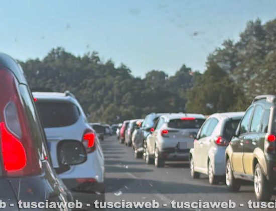 Traffico in tilt sulla Cassia bis