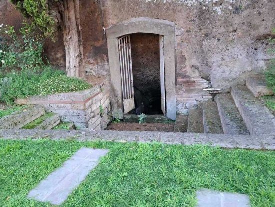 Viterbo - La cantina a viale Capocci
