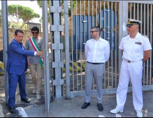 Civitavecchia - Porta marina - L'apertura del cancello