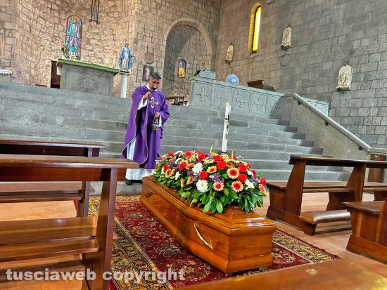Viterbo - I funerali di Ezio Cardinali - Don Dante Daylusan
