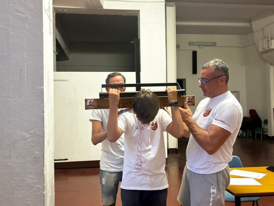 Viterbo - Secondo giorno di prove per il trasporto della minimacchina del Pilastro