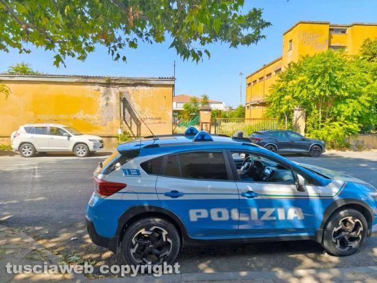 Viterbo - La polizia all'ex Consorzio agrario sulla Teverina