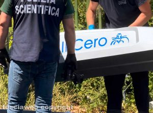 Viterbo - La polizia scientifica e l'agenzia funebre Il Cero sul posto