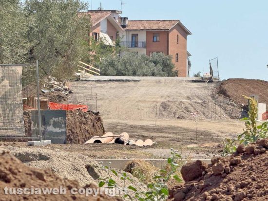 Viterbo - Il cantiere tra Santa Barbara e Santa Lucia