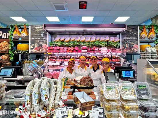 L'inaugurazione dell'area commerciale a Paparano