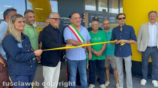 L'inaugurazione dell'area commerciale a Paparano