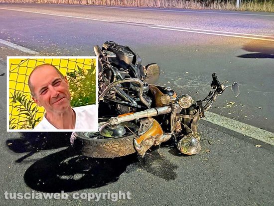 Viterbo - Scontro tra due moto sulla Cassia sud, un morto e un ferito grave - Luigi Campana nel riquadro
