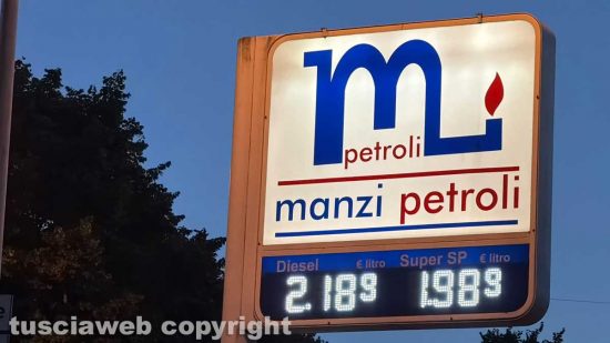 Montefiascone - Il distributore di Manzi petroli in via Cannelle