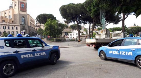 Viterbo - Polizia al Sacrario