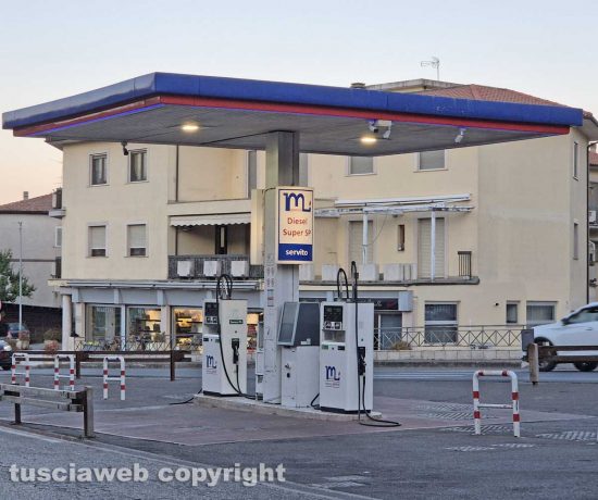 Montefiascone - Il distributore di Manzi petroli in via Cannelle