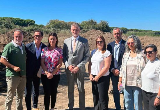 Montalto di Castro - Il ministro Alessandro Giuli in visita al parco archeologico di Vulci