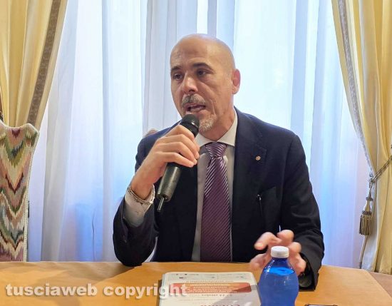 Viterbo - La presentazione di Forme e colori - Attilio Lupidi, segretario della Cna di Viterbo e Civitavecchia
