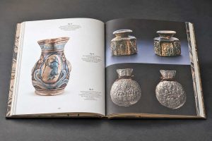 Viterbo - Il Boccale del Pellegrino nel catalogo ufficiale della mostra a Bruges