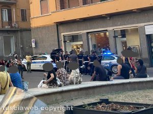 Viterbo - Piazza della Repubblica - Ruba una valigetta, tenta la fuga e aggredisce un vigile: arrestato
