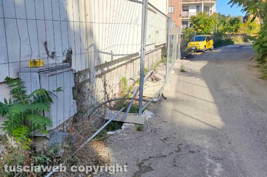 Viterbo - Viale Trento tra buche e allagamenti
