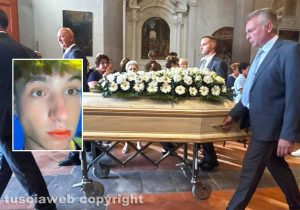 Tuscania - Il funerale di Christian Santarsiero
