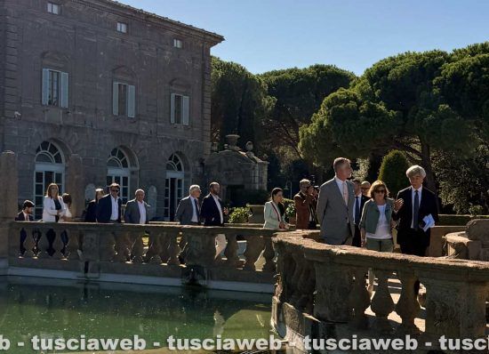 Il ministro Alessandro Giuli in visita a Villa Lante