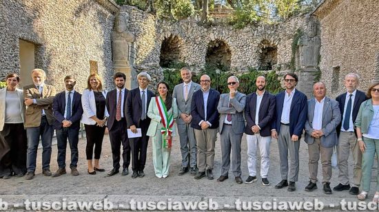 Il ministro Alessandro Giuli in visita a Villa Lante