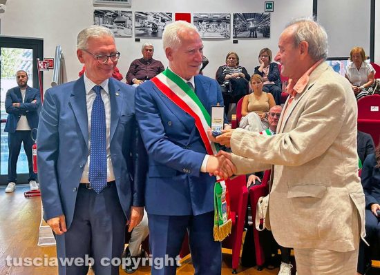 Viterbo - Cerimonia di consegna delle medaglie d’Onore ai cittadini italiani militari e civili