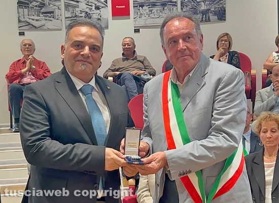 Viterbo - Cerimonia di consegna delle medaglie d’Onore ai cittadini italiani militari e civili