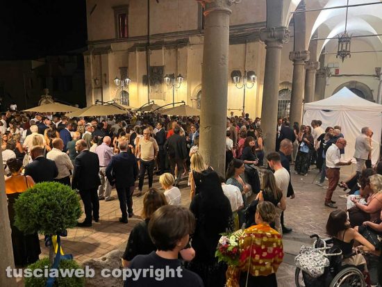 Santa Rosa - I festeggiamenti a palazzo dei Priori