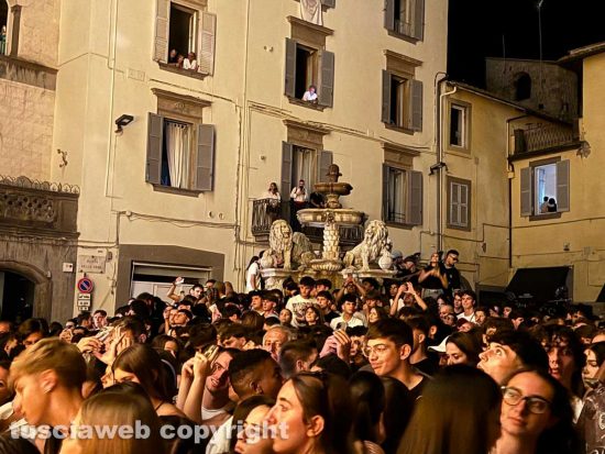 Viterbo - Santa Rosa - Piazza delle Erbe