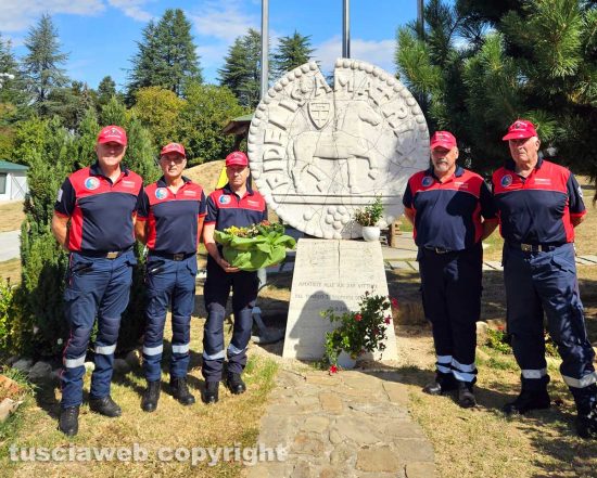 Amatrice - Una delegazione del Nucleo Protezione Civile Anc Viterbo