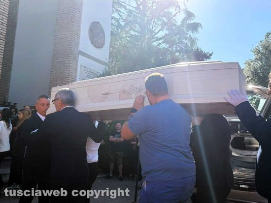 Mazzano Romano - I funerali di Gloria Mancini