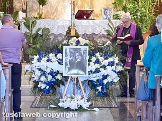 Mazzano Romano - I funerali di Gloria Mancini