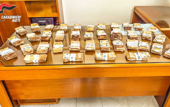 Rieti - Sequestrati 177 mila euro di soldi fasi, due uomini arrestati dai carabinieri