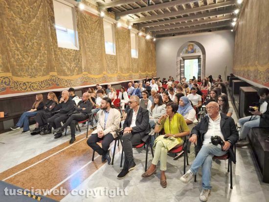 Viterbo – L’università della Tuscia ha conferito il sigillo di ateneo a Pier Maria Cecchini