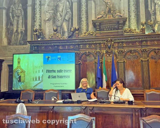 Viterbo - Alessandra Croci e Chiara Frontini - La presentazione del giubileo francescano di Viterbo