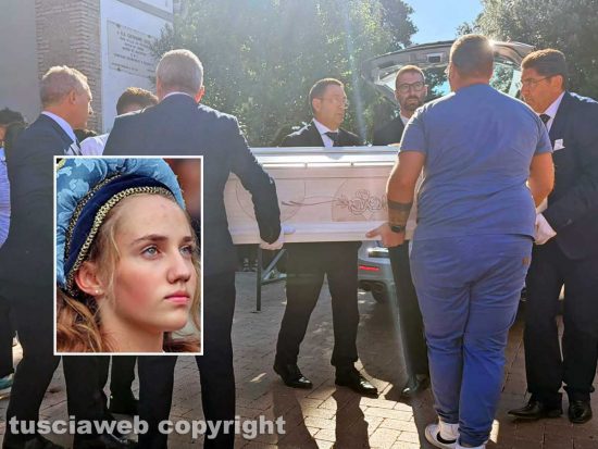 Mazzano Romano - I funerali di Gloria Mancini