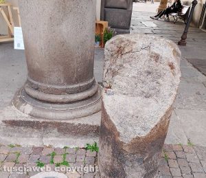 Viterbo - Colonna rotta a piazza del Comune da maggio 2025