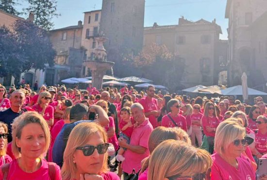 Viterbo - La camminata rosa di Beatrice Onlus