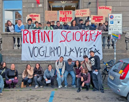 Viterbo - Gli studenti del liceo Ruffini scioperano