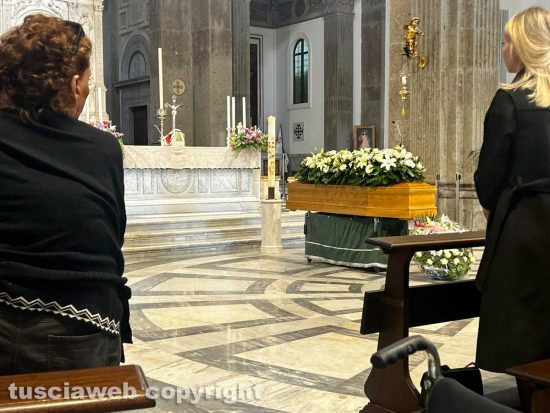 Viterbo - Il funerale di Tonino Aquilanti