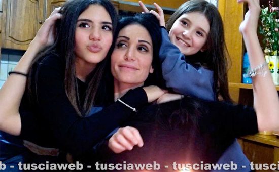 Sara Serafino con le figlie Linda e Camilla Rondini