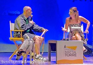 Viterbo - Il premio Mattia Torre - Zerocalcare con Ziggy e Geppi Cucciari
