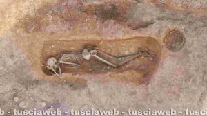 Tarquinia - Etruschi - La tomba di una donna (individuo 14) rinvenuta al ‘complesso monumentale’ della Civita di Tarquinia