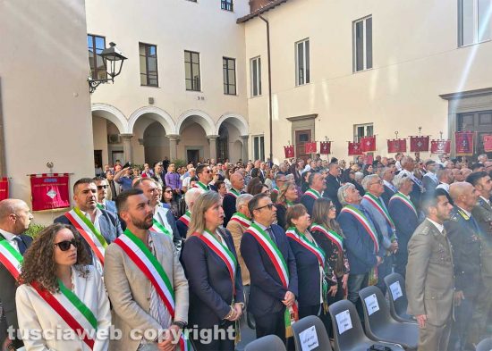 Viterbo - Avis - La Provincia premia i donatori con la benemerenza d’oro