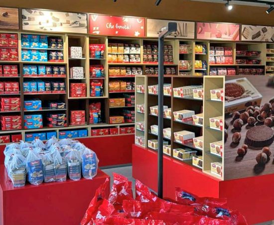 Capranica - Il nuovo punto vendita Loacker