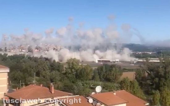 Orte - Viadotto Tevere, demolite le prime 13 campate
