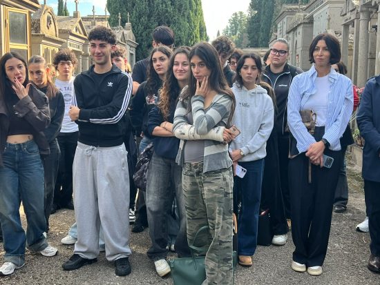 Viterbo - Cerimonia in ricordo di Luigi Petroselli al cimitero di San Lazzaro