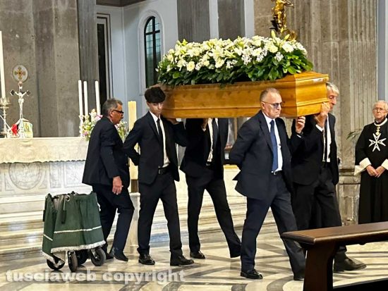 Viterbo - Il funerale di Tonino Aquilanti