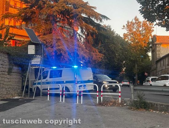 Viterbo - La Quercia - Auto contro moto