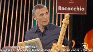 Viterbo – Applausi ieri sera a Propaganda Live, su La7, per Fabrizio Sani, vincitore del premio Mattia Torre 2026  - Valerio Aprea