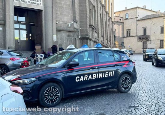 Viterbo - Lite in via Ascenzi - Sul posto carabinieri e ambulanza