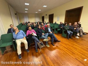 Viterbo - Scorie nucleari - La sala con comitati e associazioni