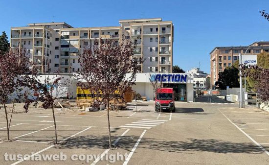 Viterbo - Action apre in via Polidori